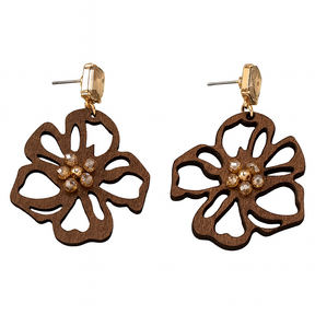 A Pair of Vintage Bohemian Style Niche Design Hollow Wooden Flower Creative Everyday Versatile Women'S Fashion Earrings.
